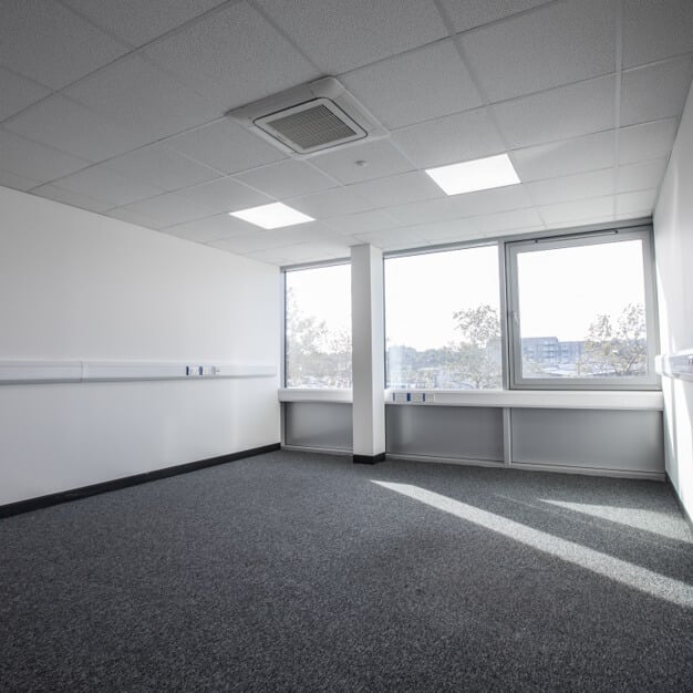 Unfurnished workspace - Bugsby's Way, Access Storage, Charlton