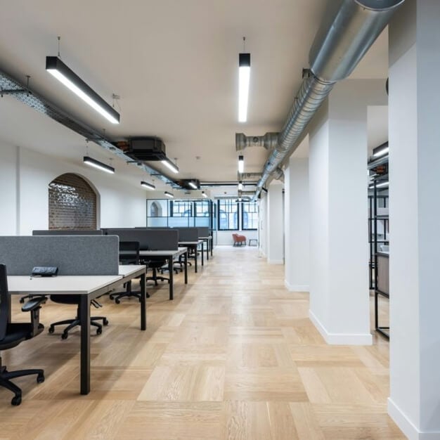 Private workspace in Old Street Works, KONTOR HOLDINGS LIMITED (Old Street, EC1 - London)