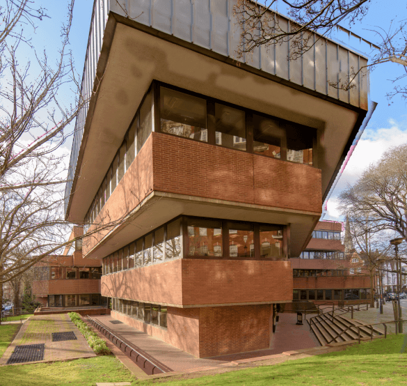 Building outside at Niddry Lodge, Kensington Office Group, Kensington