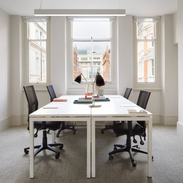 Dedicated workspace in Temple Avenue, Dorrington, EC4Y - London