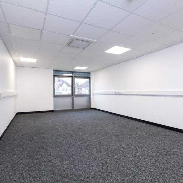 Unfurnished workspace in Bromley Road, Access Storage, Catford, SE6 - London