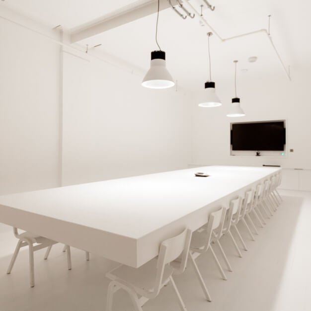 Boardroom at Finsbury Square, Huckletree in Moorgate