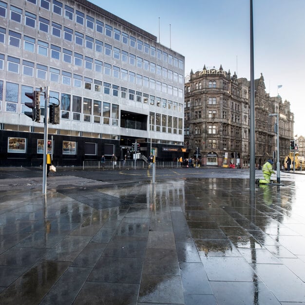 Building pictures of St. Andrew Square, Regus at Edinburgh