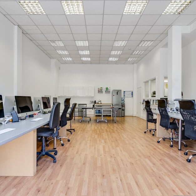 Private workspace in Peterborough Road, Dolver Ltd (Fulham, SW6 - London)