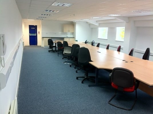 Private workspace Rugby Road, Access Storage in Twickenham