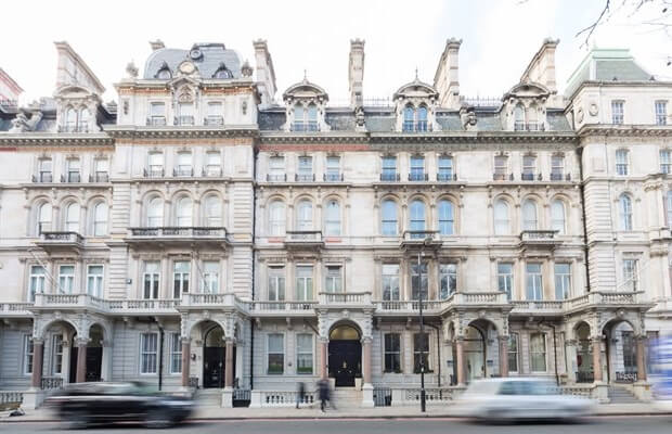 The building at The Boutique Workplace Company in Grosvenor Gardens