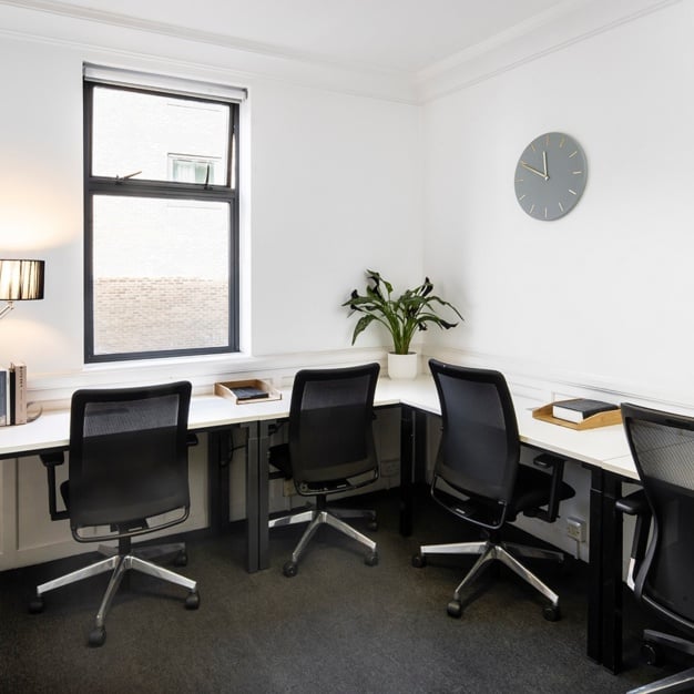 Private workspace - City Road in Angel, N18, London