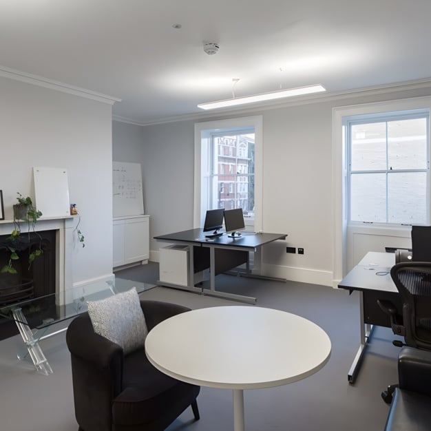 Private workspace in 4 Bloomsbury Place, One Avenue (Managed, PROVIDER CAN TOUR) (Bloomsbury, WC1 - London)