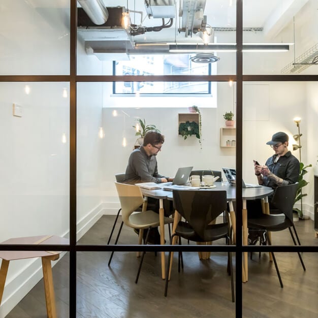 Meeting room - 1 Long Lane, CER Networks Management Ltd (Uncommon) in Borough