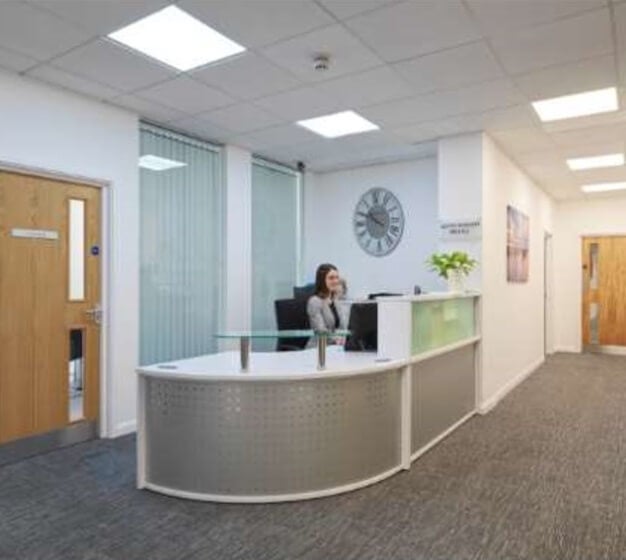 Reception area at Pennine Tower, Pennine Way Ltd in Aldgate