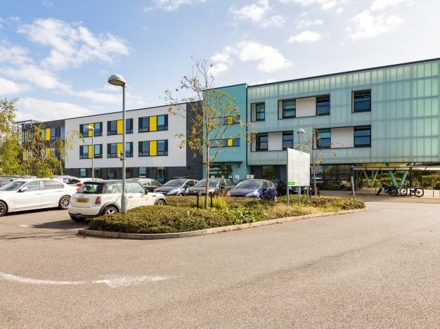 Building outside at Victoria Road, Regus, Dartford