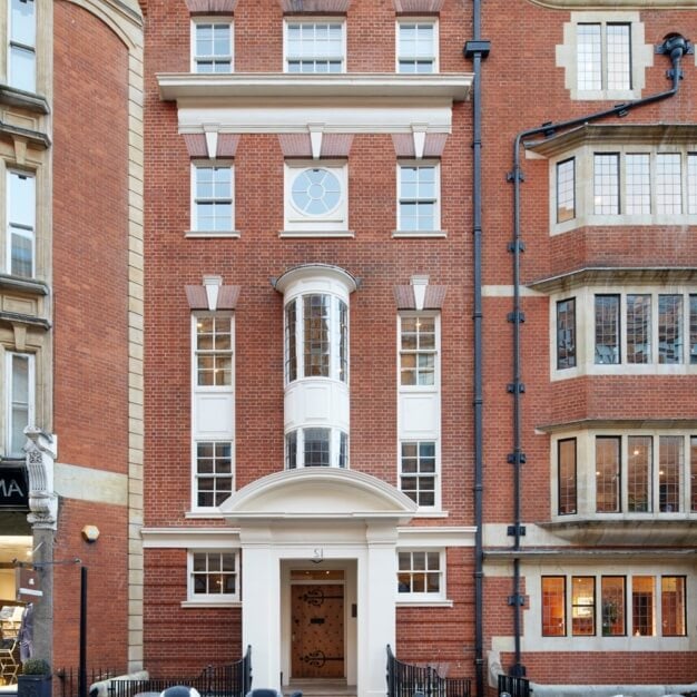 Building outside at Hans Road, Hanover Acceptances Group, Knightsbridge, SW1 - London