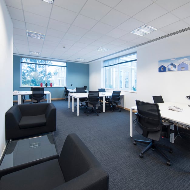 Private workspace in Arlington Square, Regus (Bracknell)