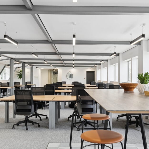 Dedicated workspace Glenthorne Road, Romulus Shortlands Limited in Hammersmith, W6 - London