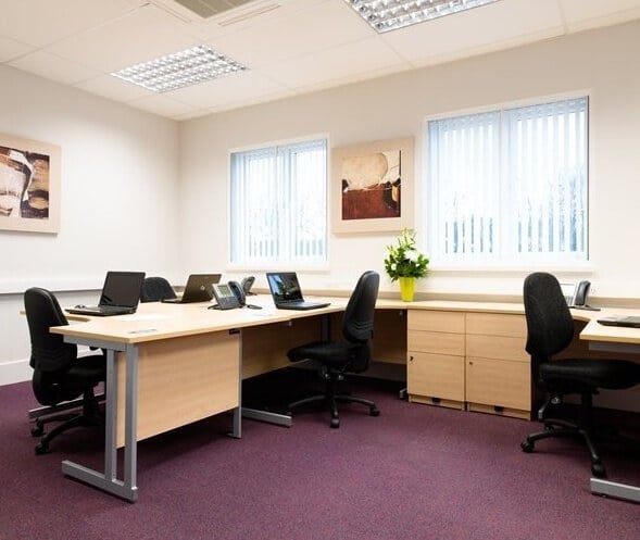 Dedicated workspace - Station Road, Kings House Management (UK) Ltd