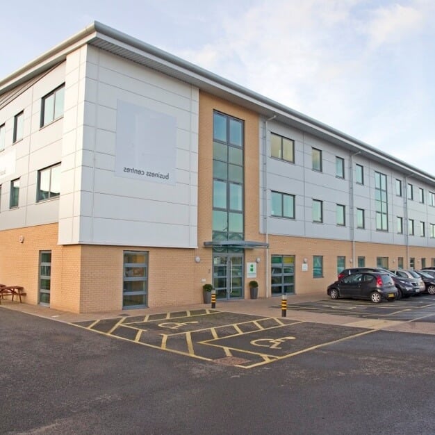 The building at Oakfield Close, Regus in Tewkesbury