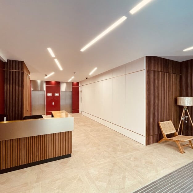 Reception - Leadenhall Street, One Avenue in Aldgate, E1 - London