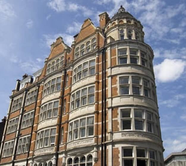 Building pictures of South Molton Street, Mayfair Point