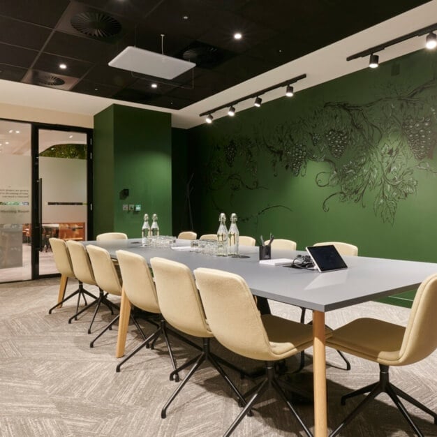 Meeting rooms in Podium East Broadway, Landmark Space in Victoria, SW1 - London