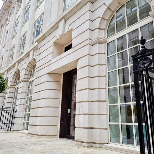 The building at 15 St Helen's Place (Signature), Regus in Liverpool Street