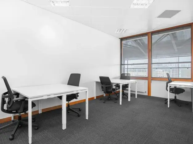 Private workspace, Stockley Park, Regus in Stockley Park