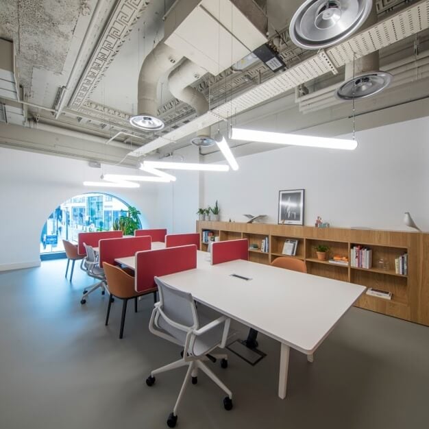 Shared deskspace & Coworking at Bull Street, Regus in Birmingham