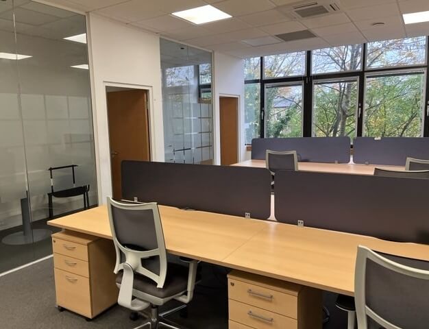 Private workspace in Cambridge House, Treeside Property Services (Putney), London