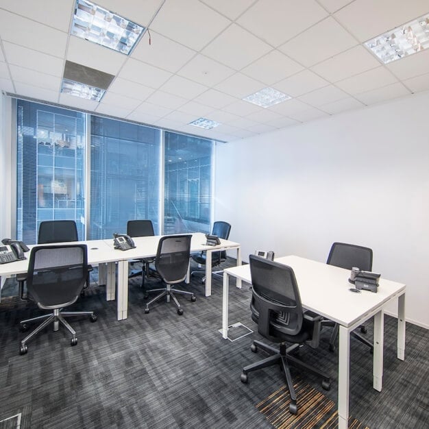 Private workspace - Bath Road, Regus (Slough)