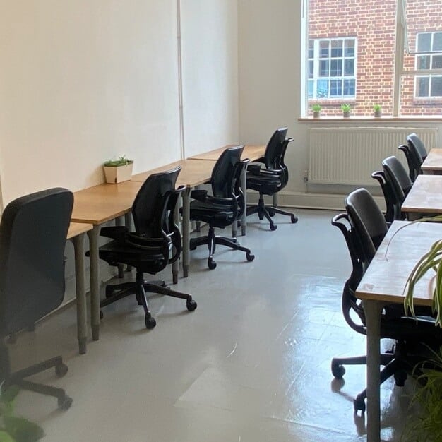 Dedicated workspace in Hornsey Road, Bespoke Spaces Ltd, Archway, N19 - London