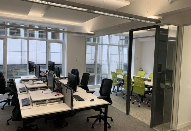 Your private workspace, Houndsditch, Clockhouse Property Consulting Limited, Aldgate, E1 - London