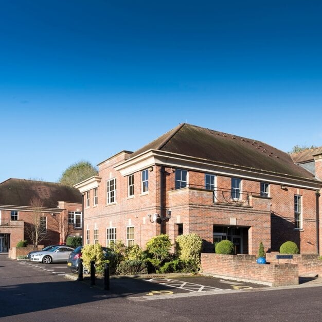 Building outside at Broadway, Regus, Amersham