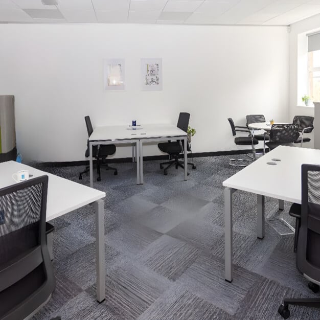 Private workspace in Kingsway House, Business Lodge (Widnes, WA8 - North West)