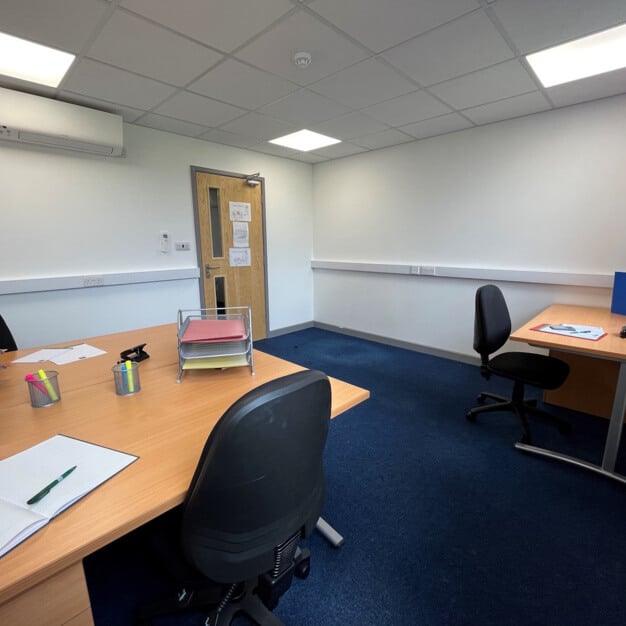 Private workspace in Endeavour House, Wrest Park Ltd (Silsoe, MK45 - East England)