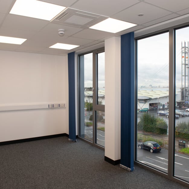 Unfurnished workspace Great West Road, Access Storage in Osterley