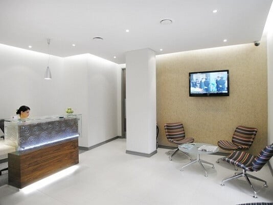 Reception at Pepper Street, The Serviced Office Company in Docklands