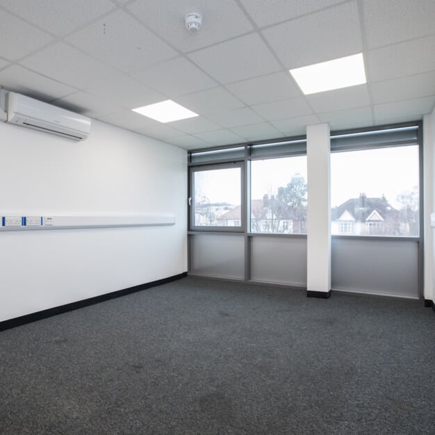 Unfurnished workspace - Bromley Road, Access Storage, Catford, SE6 - London