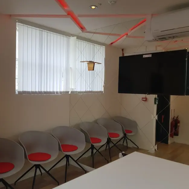 Meeting room - East Ham, Icon Offices Ltd in East Ham, E6 - London