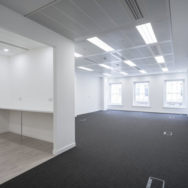 Dedicated workspace in 19 Haunch of Venison Yard, Sub800 (Managed, MUST ACCOMPANY ON VIEWING), Mayfair, W1 - London