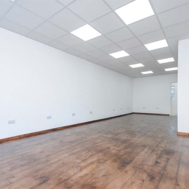 Unfurnished workspace: 8 Lyon Way, Luxural Ltd, Greenford, UB5 - London