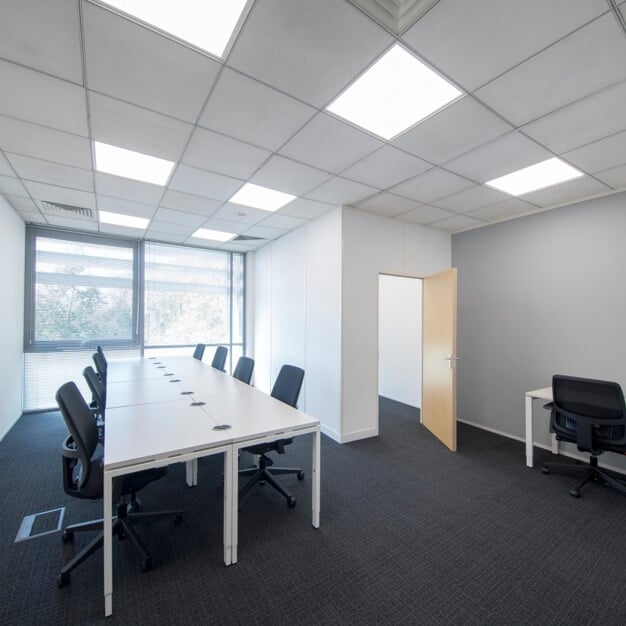 Private workspace, Milton Keynes Atterbury Lakes, Regus in Milton Keynes