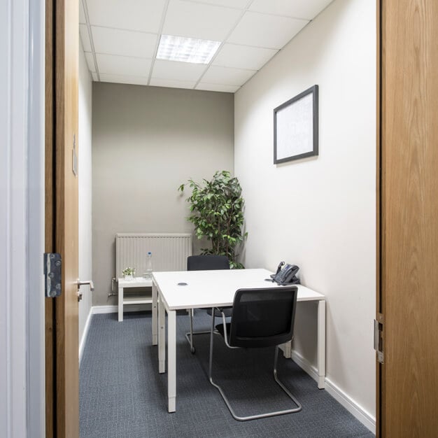 Dedicated workspace, Wellington House, Regus in Cambridge