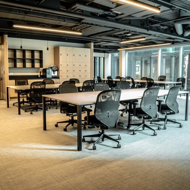 Dedicated workspace in Farringdon Street, HubHub UK Limited