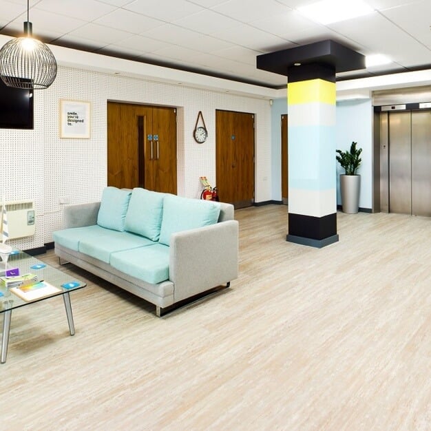 The foyer at Fitzalan Place, Biz - Space (Cardiff)