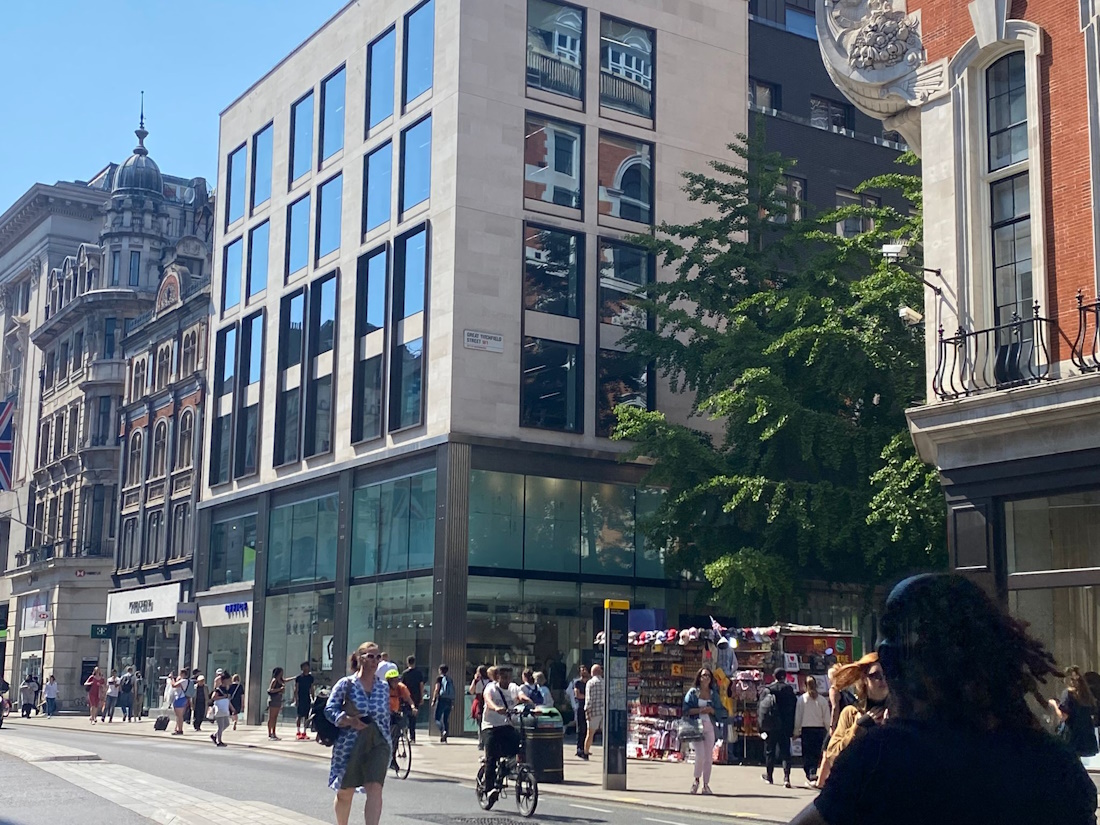 Oxford Circus - A Guide to Working in the Area | FreeOfficeFinder